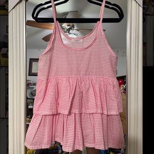 Pink tank top! Super cute for summer